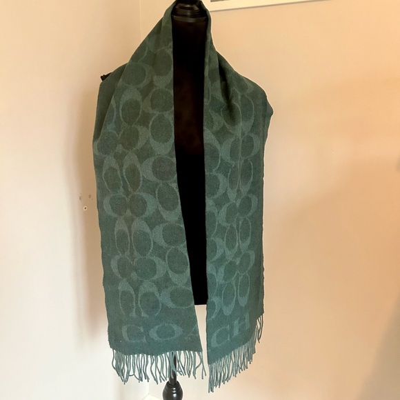 Coach Signature Wrap/scarf - Picture 2 of 4